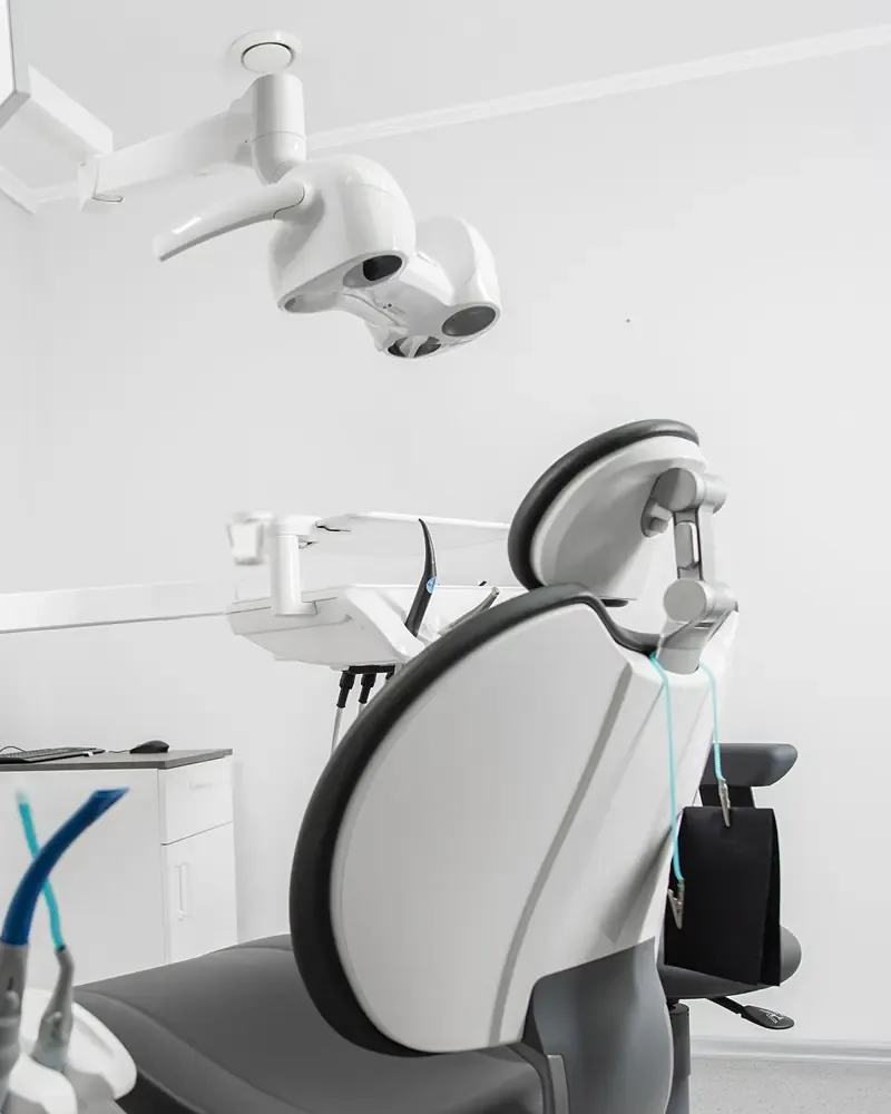 Sample photo: a bright, empty dental treatment room