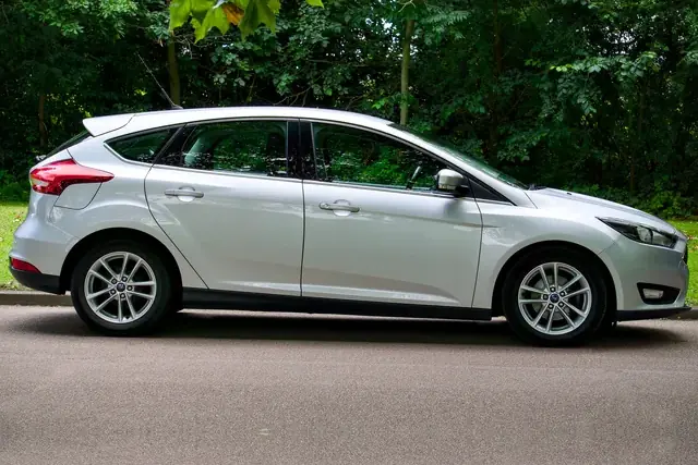 Silver Ford Focus, example photo